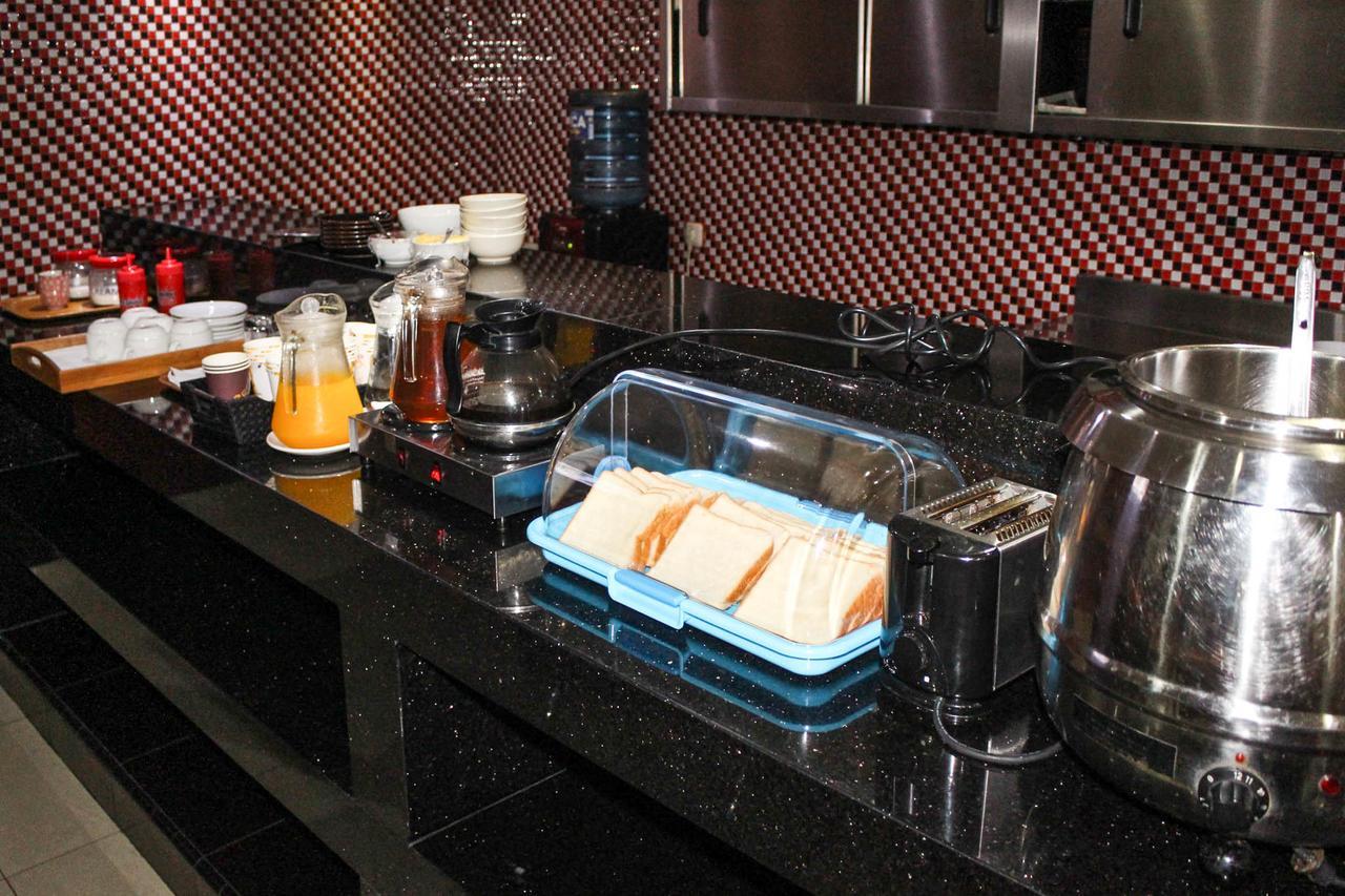 Kyo Serviced Apartment Jakarta Cilandak  Exterior foto