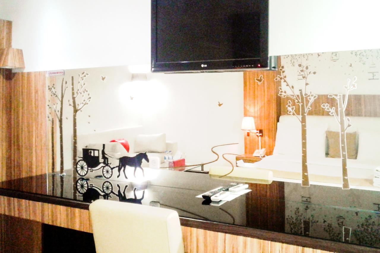 Kyo Serviced Apartment Jakarta Cilandak  Exterior foto
